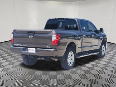 Used 2016 Nissan Titan SL RWD image 5