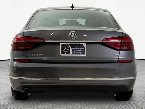 Used 2017 Volkswagen Passat 1.8T SE w/ SE Lighting Package FWD image 5
