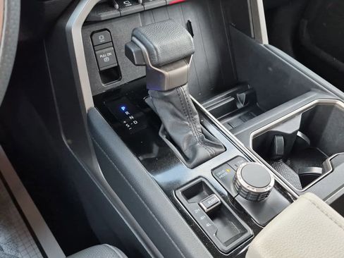 Used 2024 Toyota Tundra Limited image 14