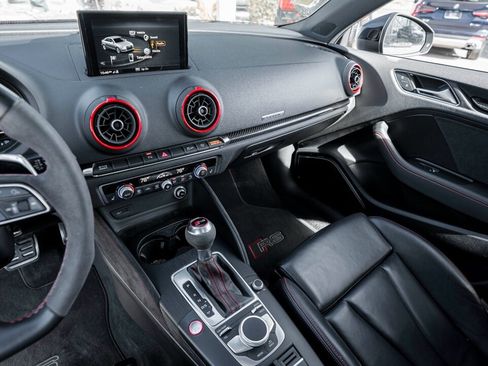 Used 2018 Audi RS 3 image 45