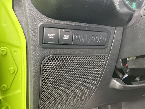 Used 2012 Jeep Wrangler Unlimited Rubicon w/ Connectivity Group image 23