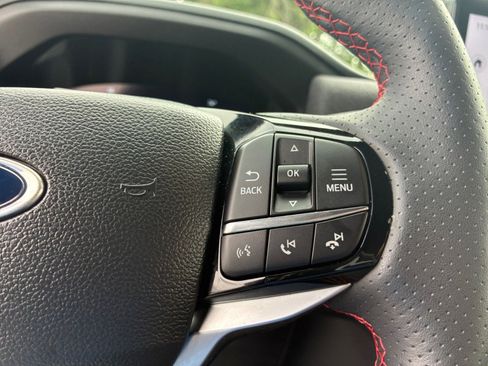 Used 2025 Ford Explorer ST-Line w/ Premium Package AWD/4WD image 16