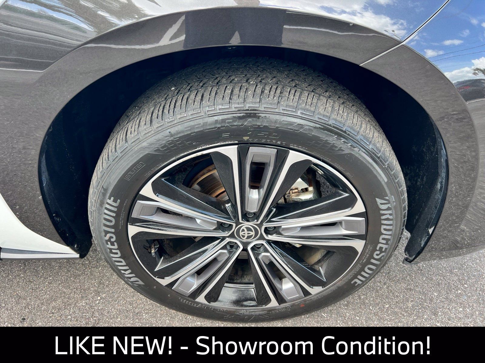 Used 2023 Toyota bZ4X FWD w/ Weather Package image 11