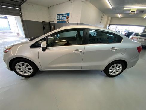 Used 2016 Kia Rio LX image 23