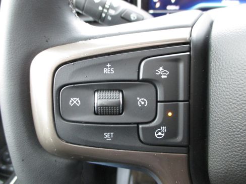 Used 2024 Chevrolet Silverado 2500 High Country w/ High Country Premium Package image 31