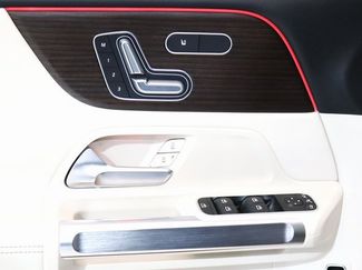 Certified 2025 Mercedes-Benz GLB 250 4MATIC video 3