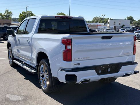 New 2026 Chevrolet Silverado 1500 High Country w/ Technology Package AWD/4WD image 5