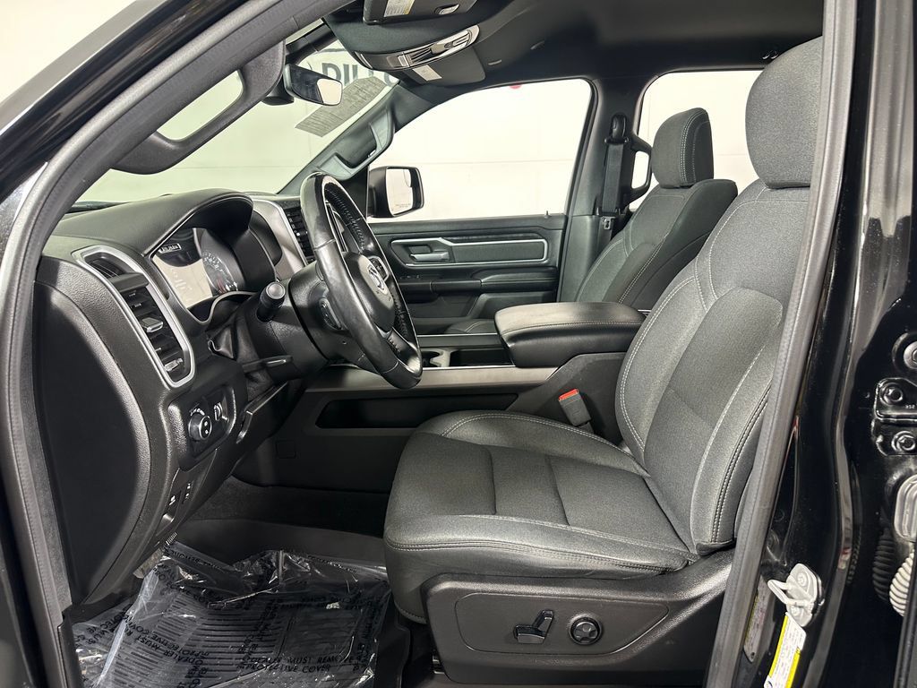 Used 2020 RAM 1500 Big Horn AWD/4WD image 12