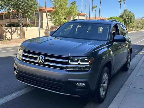 Used 2019 Volkswagen Atlas SE FWD image 4
