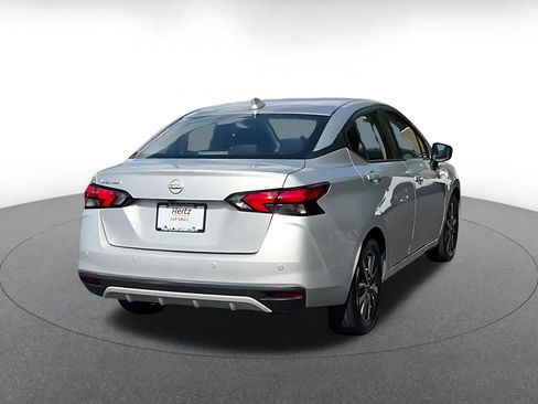 Used 2025 Nissan Versa SV FWD image 14