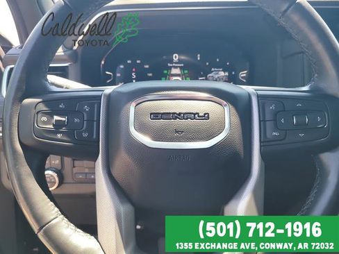 Used 2024 GMC Yukon XL Denali w/ Denali Reserve Package AWD/4WD image 12
