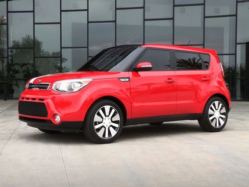 Used 2016 Kia Soul FWD image 1