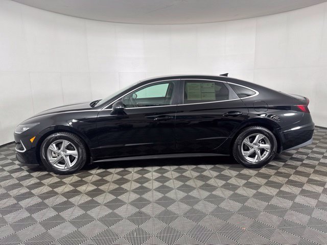 Used 2023 Hyundai Sonata SE w/ Preferred Accessory Package FWD image 7