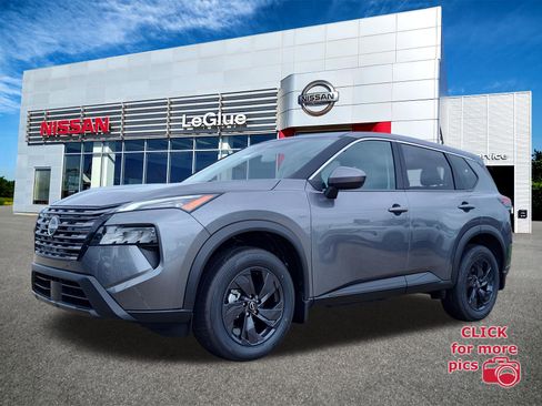 New 2026 Nissan Rogue SV FWD image 1