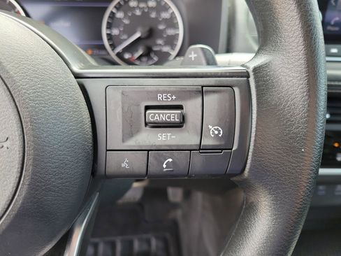 Used 2023 Nissan Rogue S AWD/4WD image 21