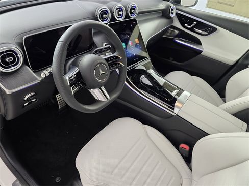 New 2026 Mercedes-Benz GLC 300 image 7