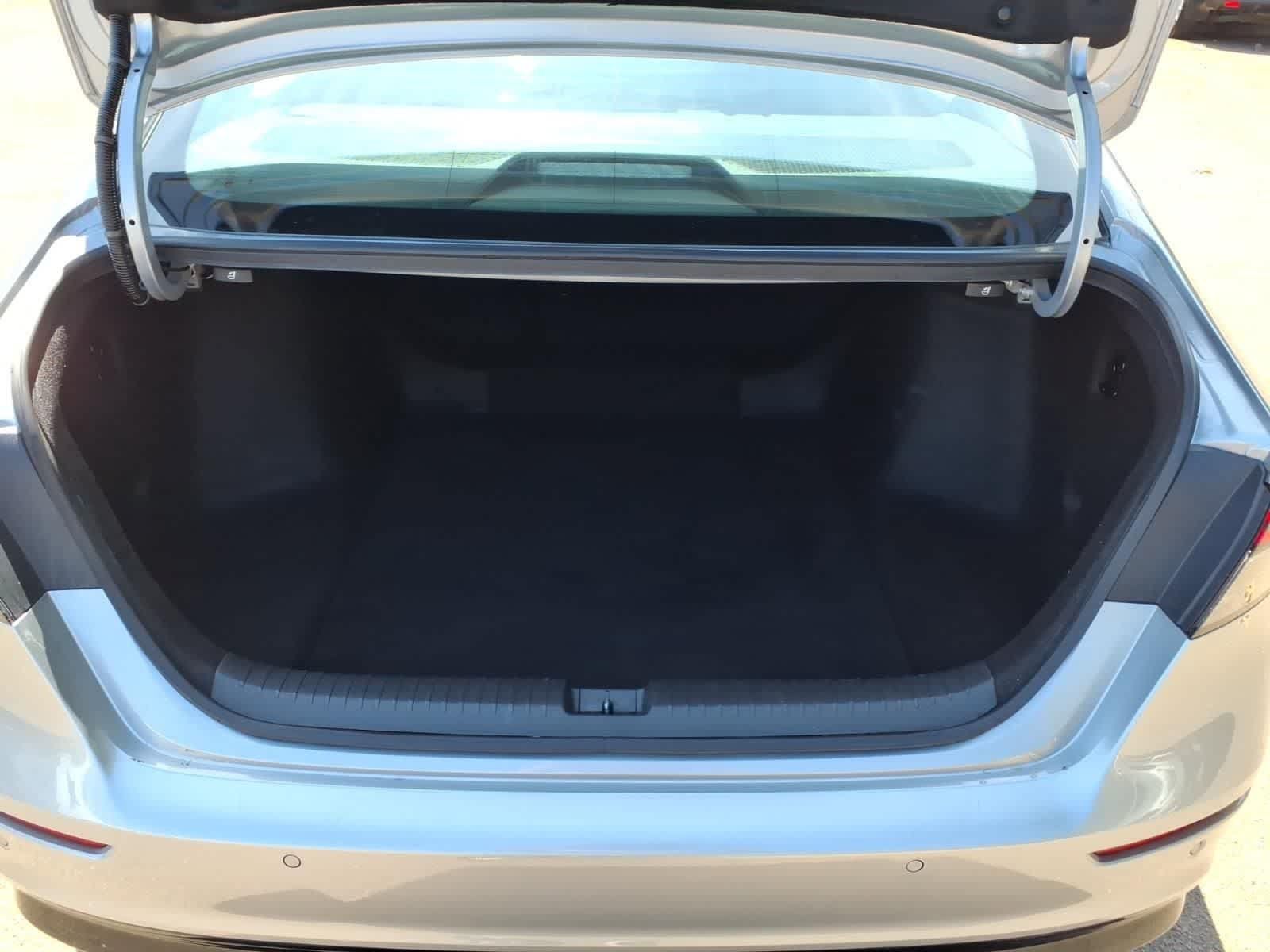 Used 2023 Honda Accord Touring image 6