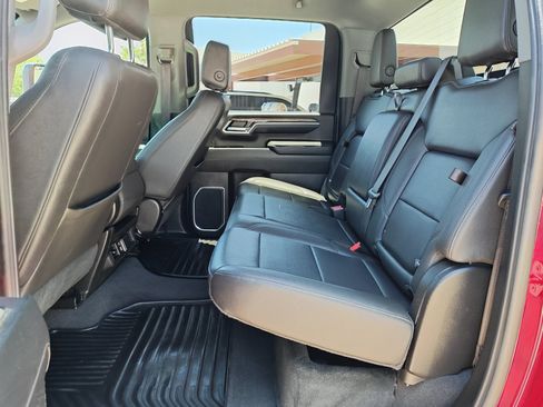 Used 2024 Chevrolet Silverado 2500 LTZ AWD/4WD image 24