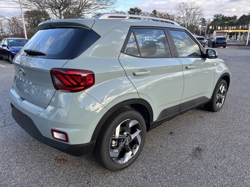 New 2026 Hyundai Venue SEL image 7