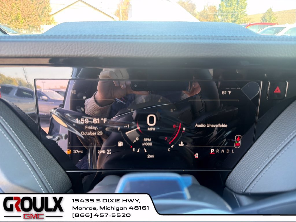 New 2027 GMC Yukon Denali w/ Denali Reserve Package AWD/4WD image 16