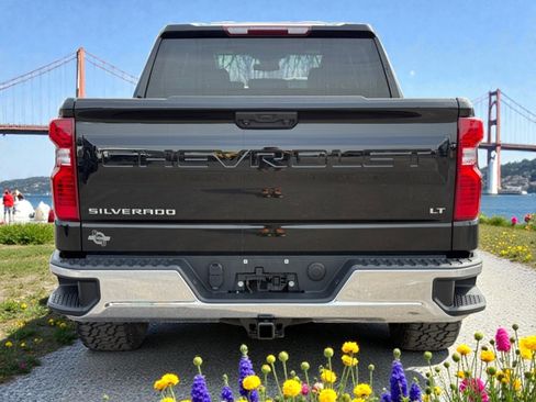 Used 2023 Chevrolet Silverado 1500 LT w/ Protection Package image 7
