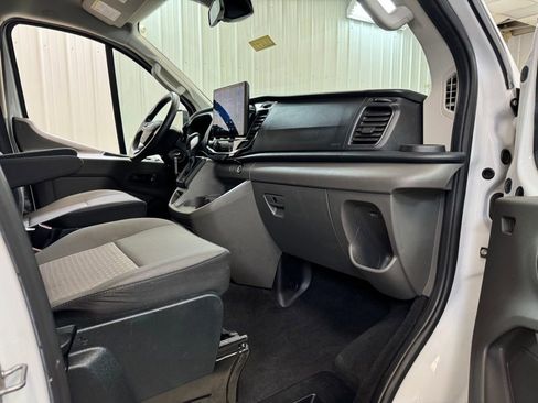 Used 2023 Ford Transit 350 XLT RWD image 28