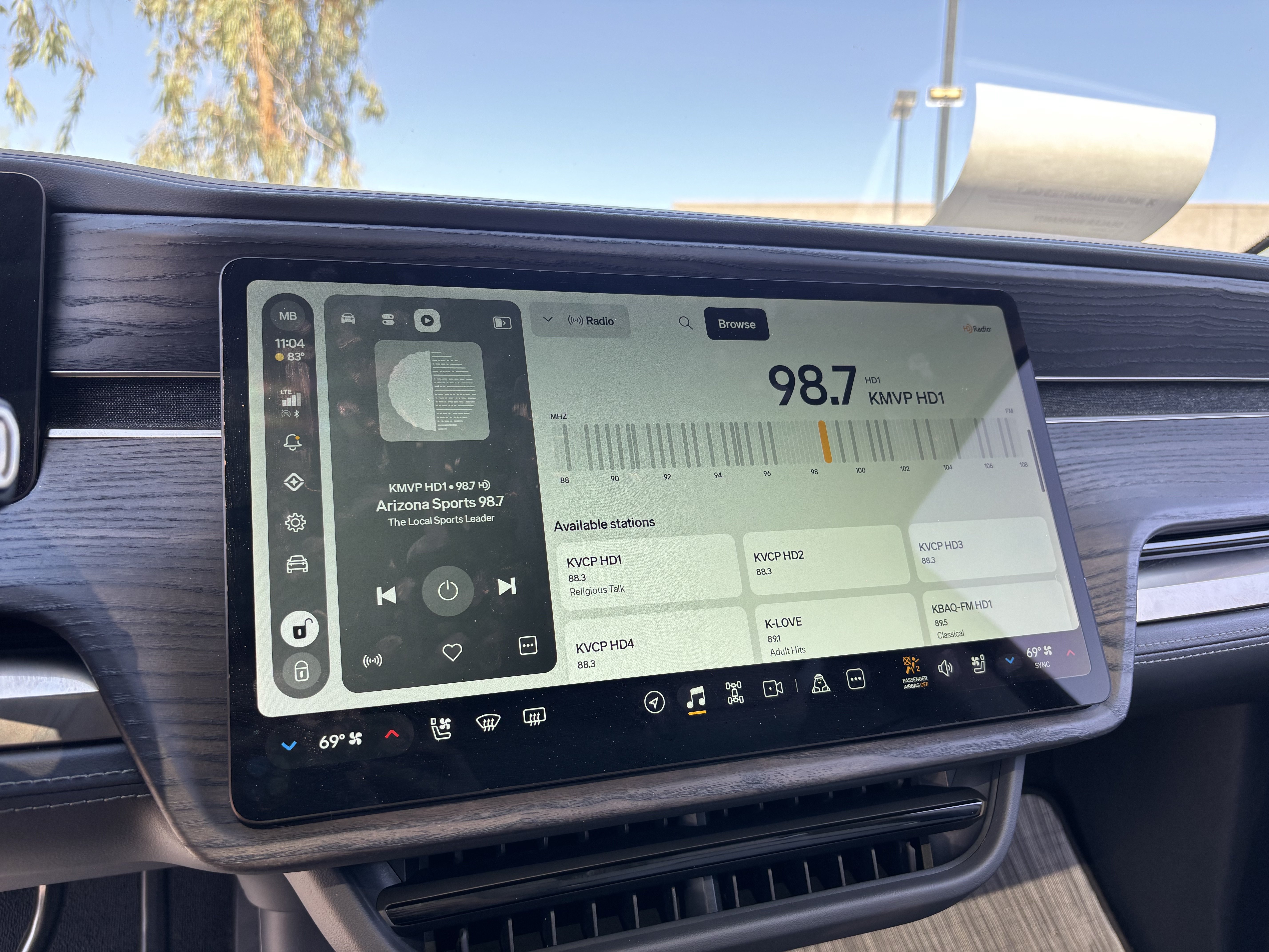 Used 2023 Rivian R1S Adventure Quad AWD/4WD image 22