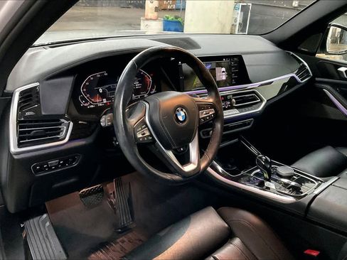 Used 2021 BMW X5 xDrive40i w/ Premium Package image 16