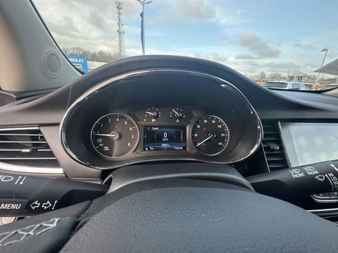 Used 2019 Buick Encore Essence image 13