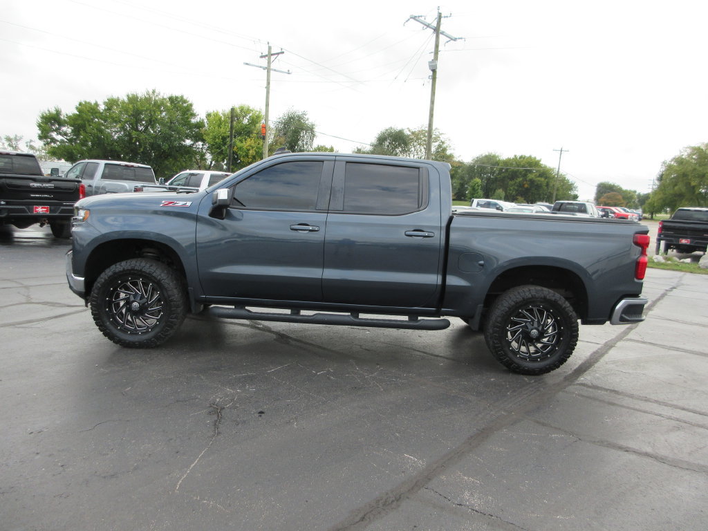Used 2019 Chevrolet Silverado 1500 LT w/ All-Star Edition AWD/4WD image 11