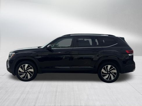 Used 2024 Volkswagen Atlas SE AWD/4WD image 4