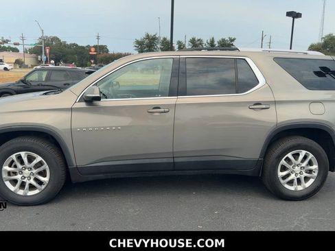 Used 2018 Chevrolet Traverse LT FWD image 37