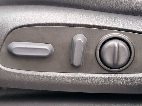 Used 2023 Chevrolet Traverse LT w/ LPO, Floor Liner Package FWD image 4