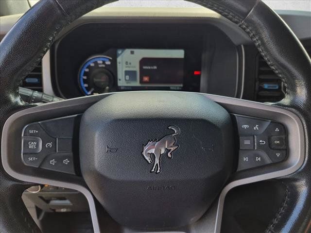 Used 2022 Ford Bronco Black Diamond AWD/4WD image 11