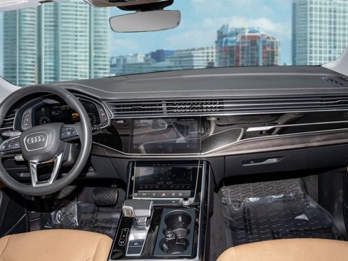 Used 2023 Audi Q8 Premium Plus w/ Premium Plus Package image 20