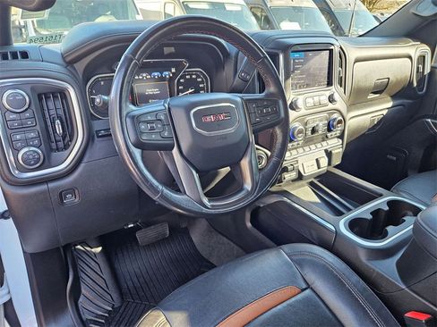 Used 2022 GMC Sierra 3500 AT4 w/ AT4 Premium Plus Package image 13