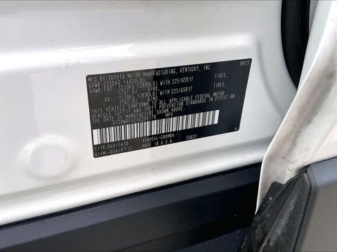 Used 2025 Toyota RAV4 XLE w/ Convenience Package AWD/4WD image 34