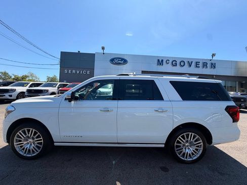 Used 2024 Ford Expedition Max Platinum AWD/4WD image 4
