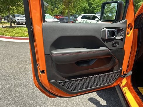 New 2026 Jeep Wrangler Unlimited Rubicon AWD/4WD image 16