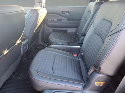 New 2026 Nissan Pathfinder Rock Creek image 25