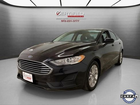 Used 2019 Ford Fusion SE image 1
