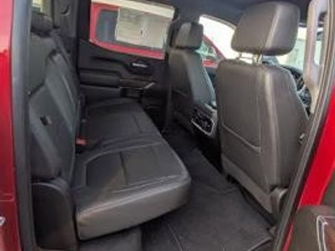 Used 2021 GMC Sierra 1500 SLT w/ SLT Premium Package image 9