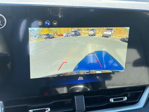 New 2026 Chevrolet Equinox LT w/ Convenience Package II image 14