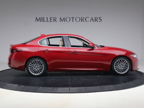 Used 2017 Alfa Romeo Giulia Ti w/ TI Lusso Light Wood Package image 9