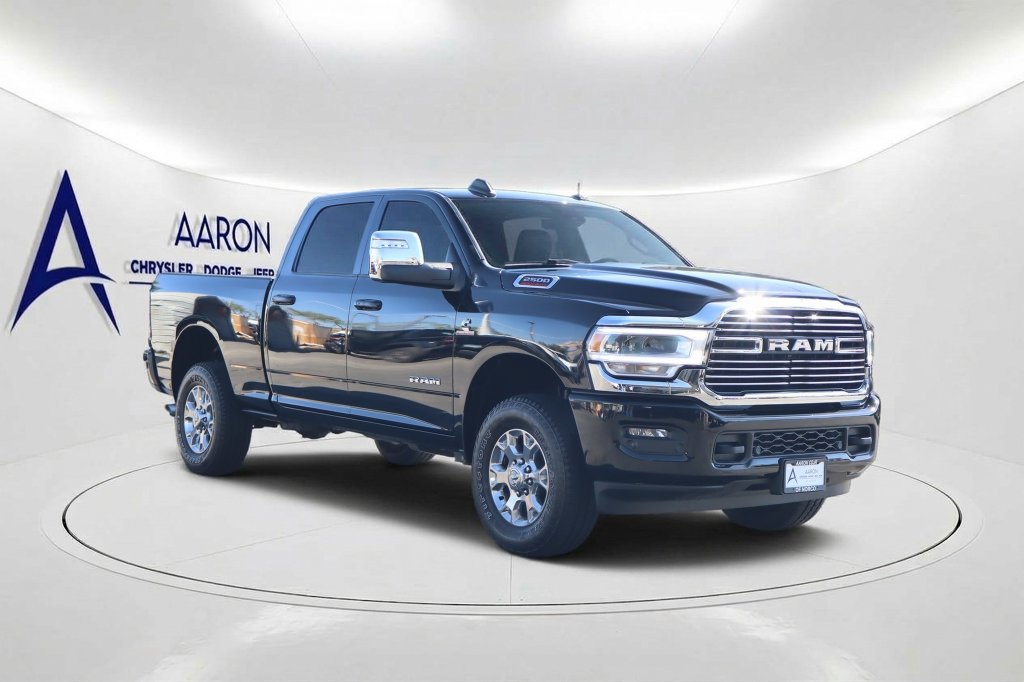 Used 2024 RAM 2500 Laramie AWD/4WD image 3