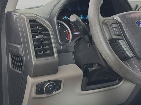 Used 2021 Ford F250 XL w/ STX Appearance Package AWD/4WD image 17