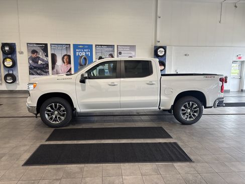 New 2026 Chevrolet Silverado 1500 LT w/ All Star Edition Plus image 8