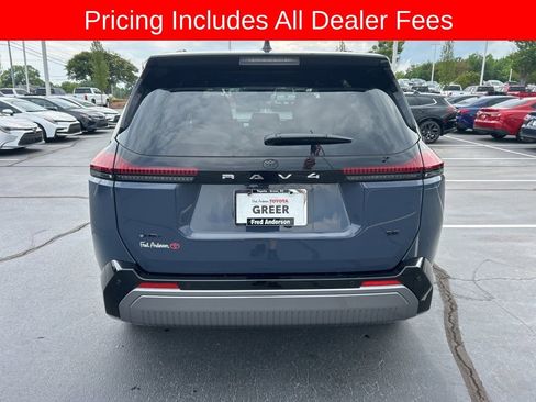 Used 2026 Toyota RAV4 SE w/ Weather Package FWD image 17