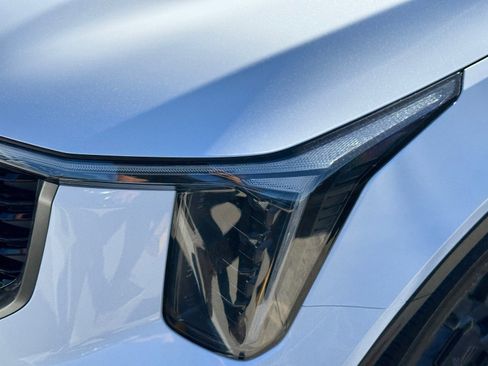 Certified 2025 Kia Sorento SX Prestige image 6