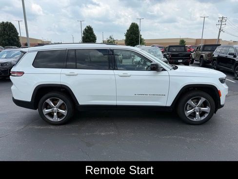 Used 2022 Jeep Grand Cherokee L Limited AWD/4WD image 2